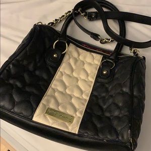 Betsy Johnson black and white purse!